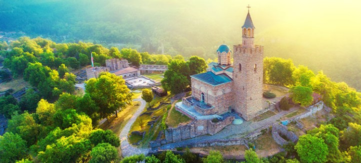 Minune arhitecturala: Cetatea Tsarevets din Veliko Tarnovo, Bulgaria